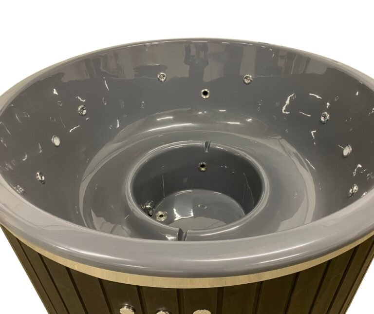 Vilo Hot Tubs_Hot Tub with External Heater for 4-5 persons