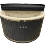 Vilo Hot Tubs_Hot Tub for 4-5 persons