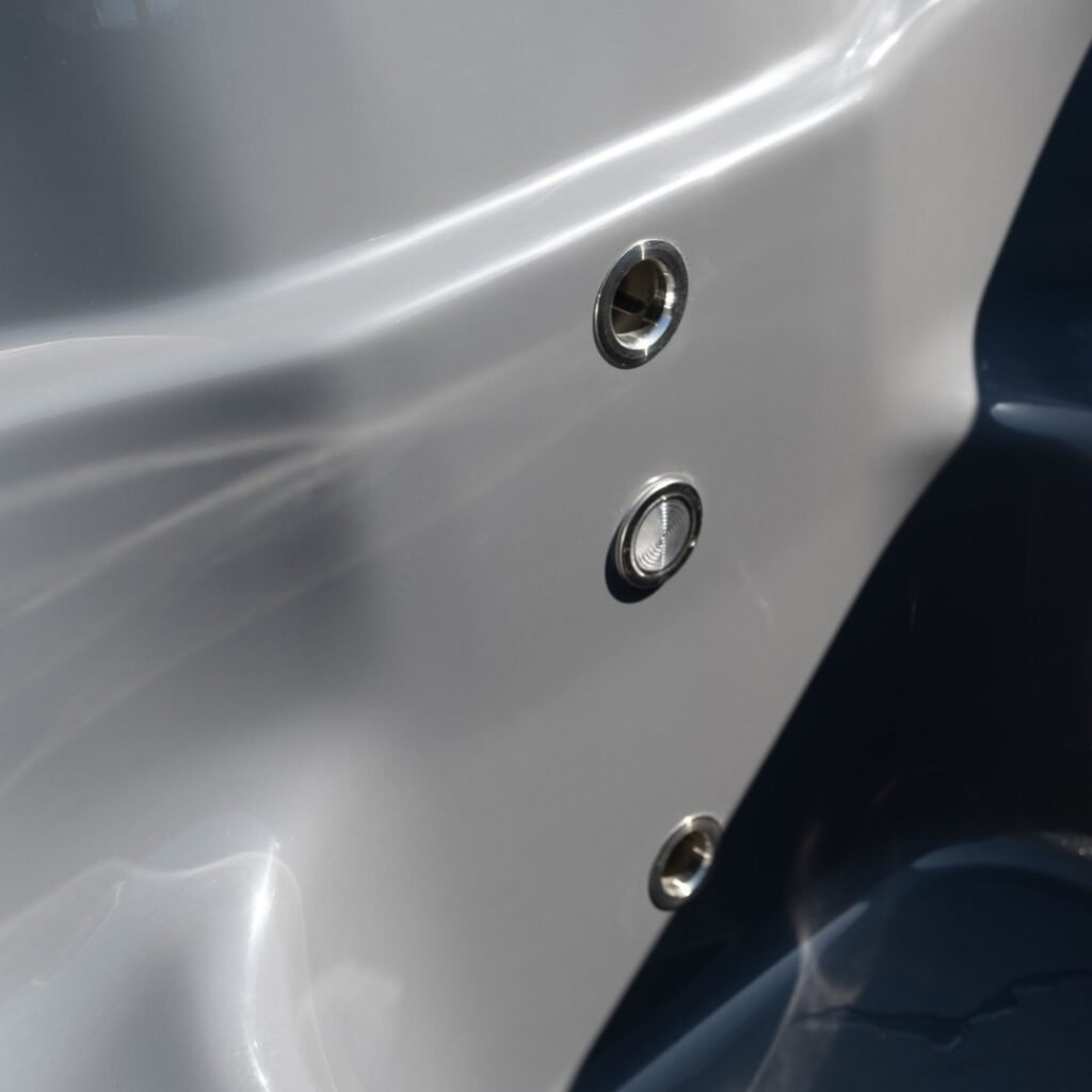 LEd light Vilo Hot Tubs