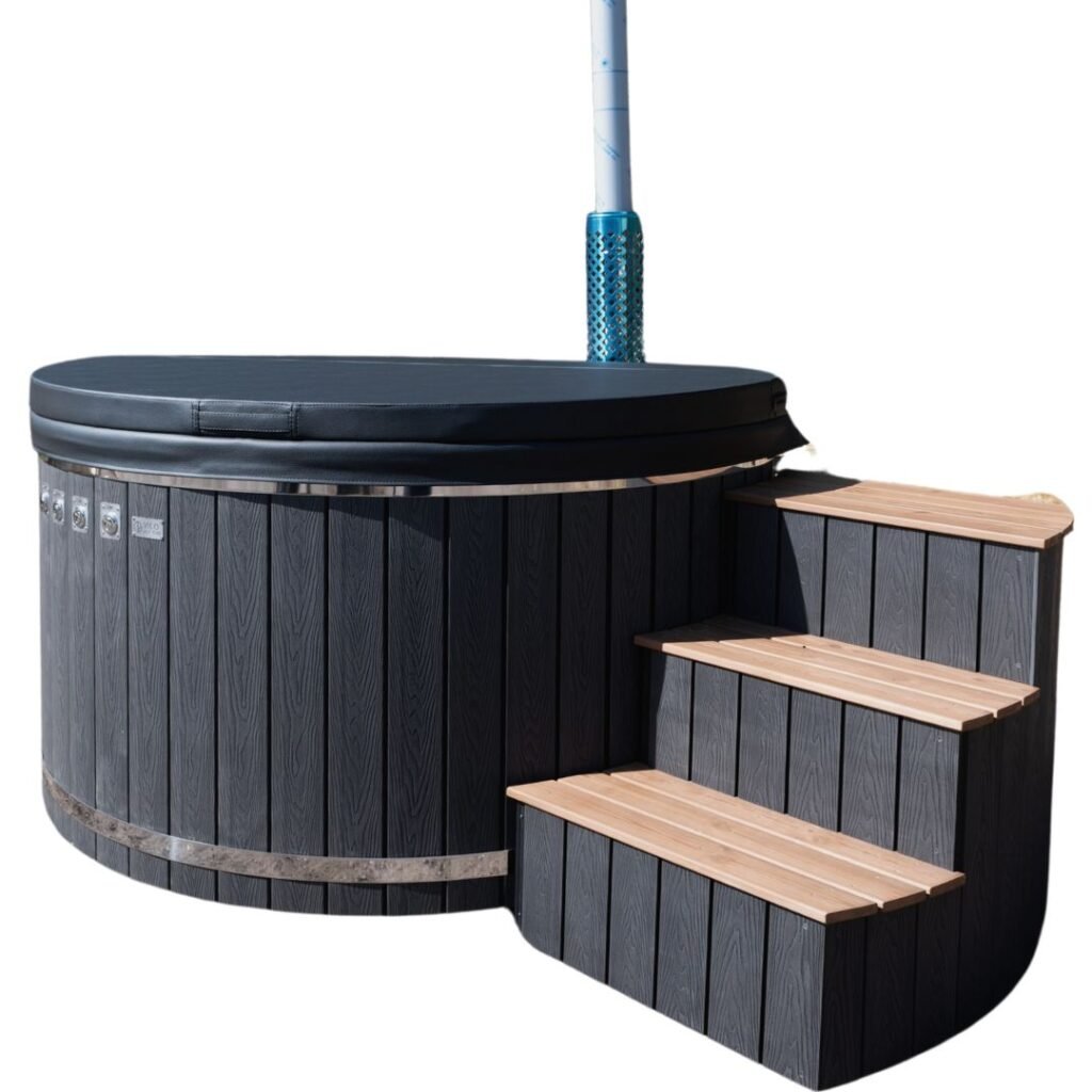 Acrylic interior hot tub with integrated heater Vilo Hot Tubs