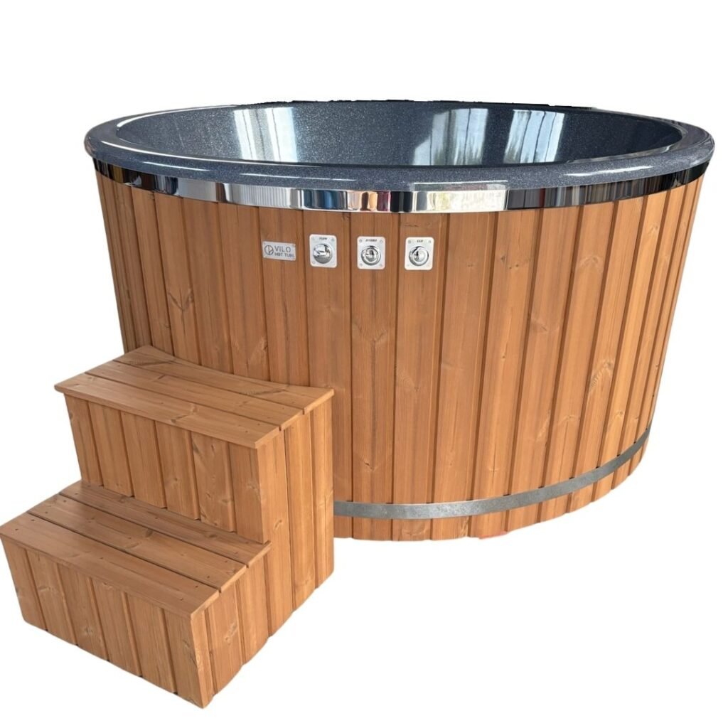Medium size Aron hot tub with external heater Vilo Hot Tubs